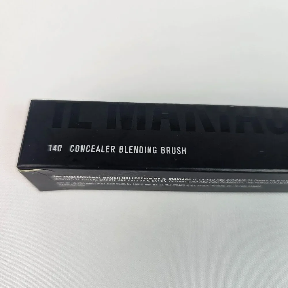 IL MAKIAGE 140 Concealer Blending Brush Makeup Brush New In Box Black